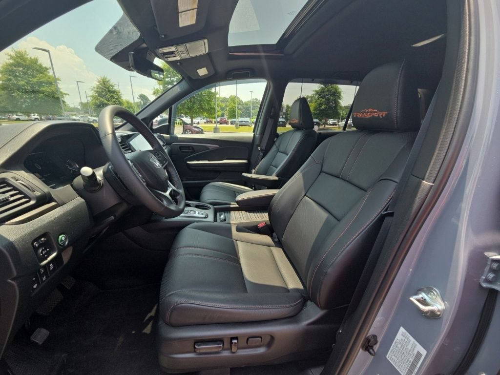 Used 2023 Honda Passport TrailSport image 17
