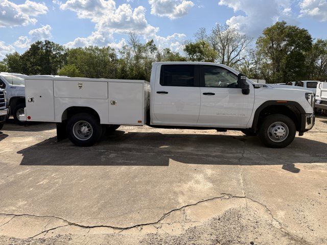 New 2025 GMC Sierra 3500 Pro w/ Convenience Package image 8