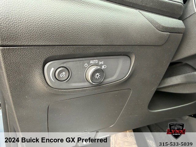 Used 2024 Buick Encore GX Preferred AWD/4WD image 33