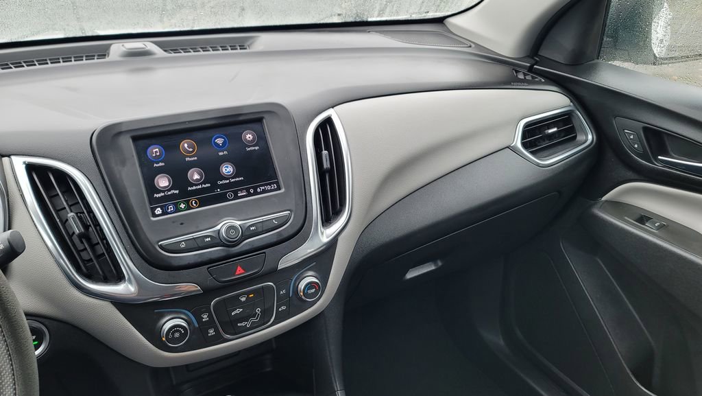 Used 2021 Chevrolet Equinox LS image 21