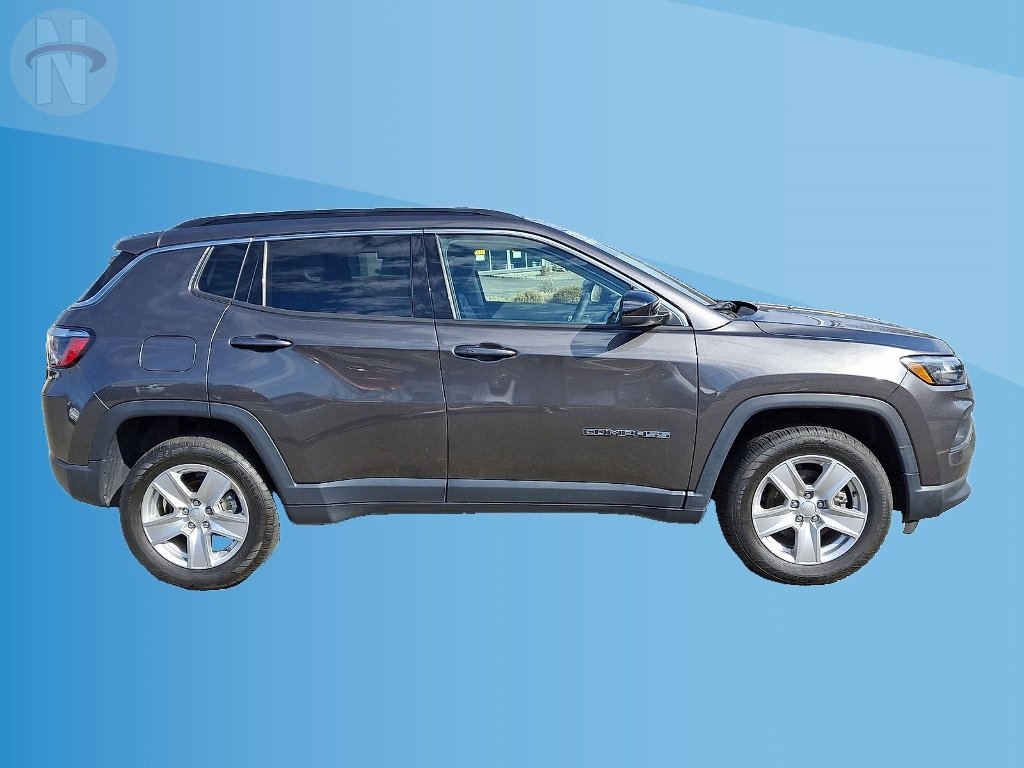 Certified 2022 Jeep Compass Latitude image 25