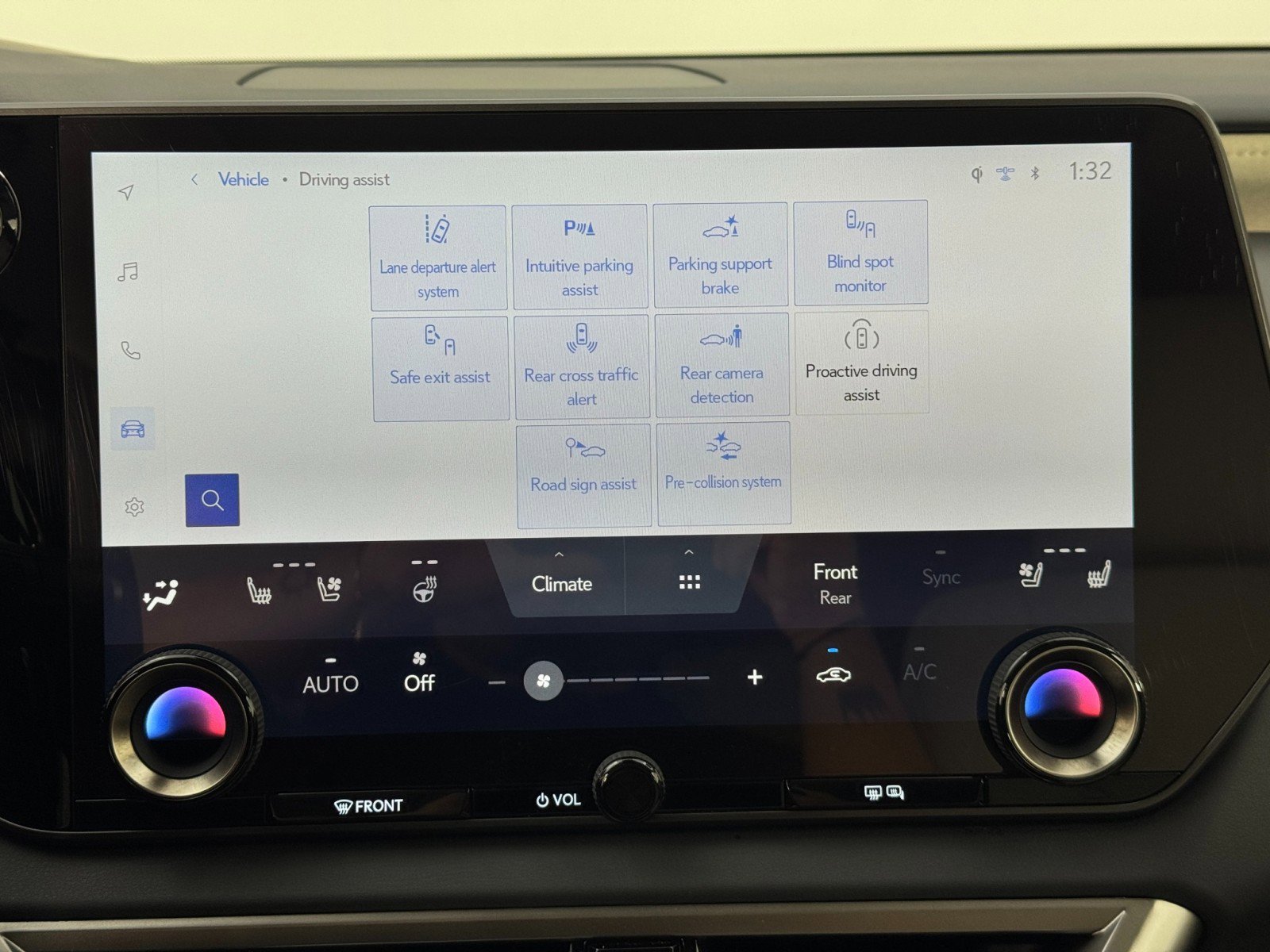 Used 2024 Lexus RX 350 Luxury w/ Convenience Package image 32