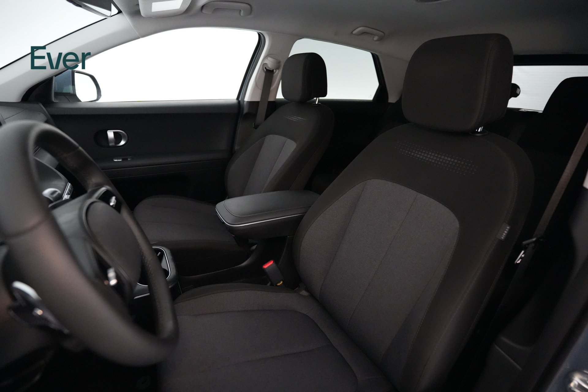 Used 2024 Hyundai Ioniq 5 SEL RWD image 4