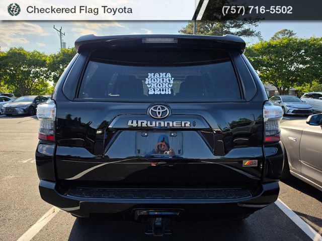 Used 2023 Toyota 4Runner 40th Anniversary SE AWD/4WD image 5