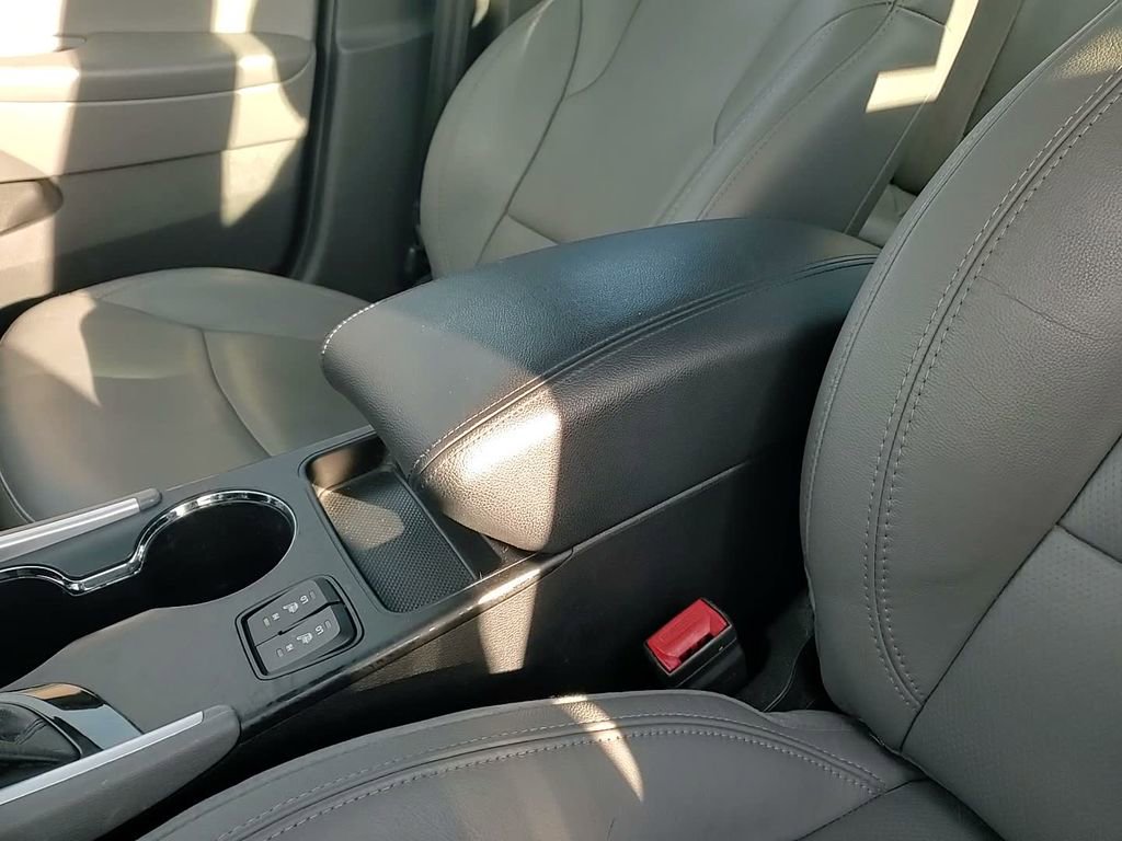 Used 2012 Hyundai Sonata Limited image 21