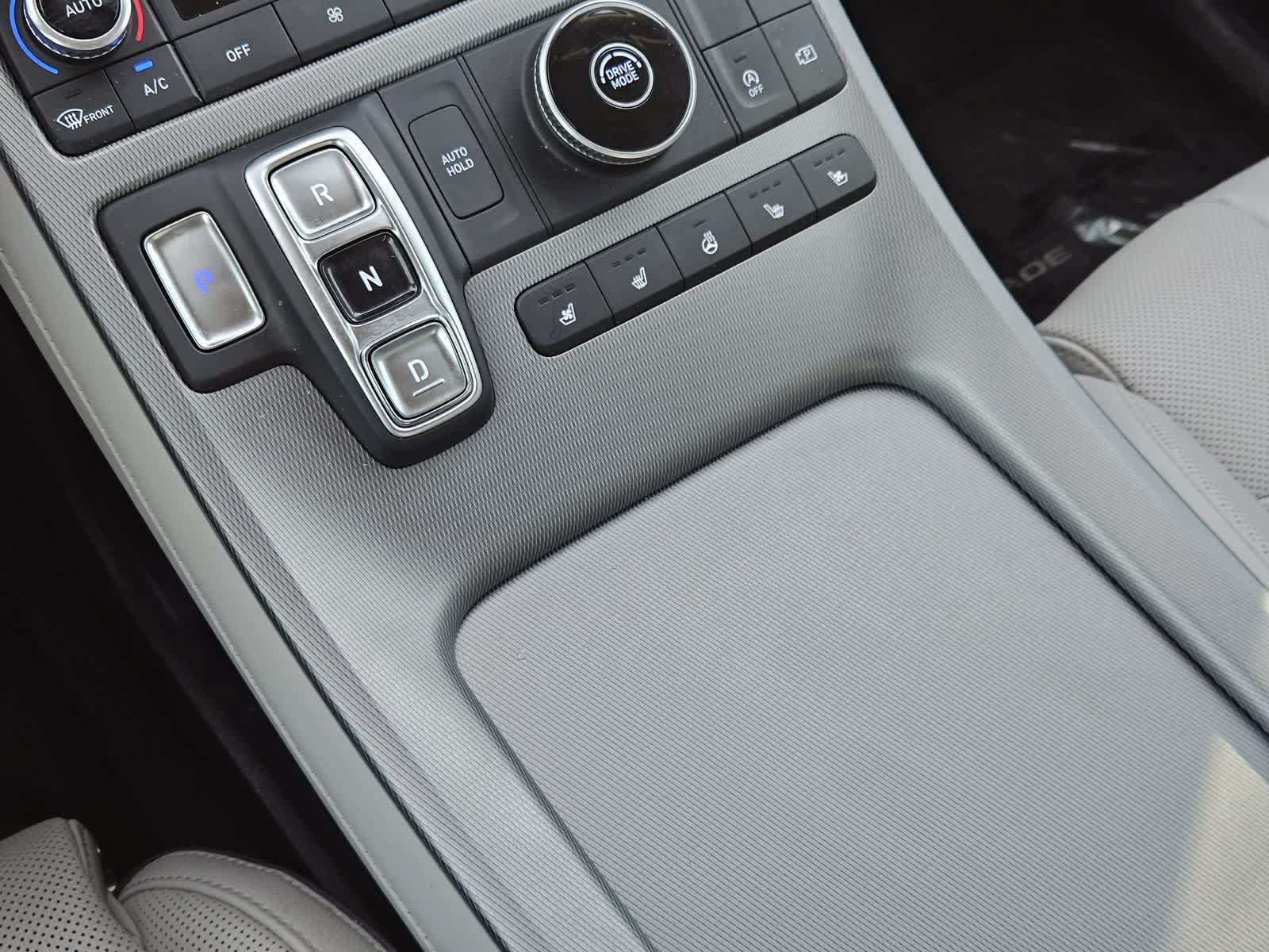 Used 2025 Hyundai Palisade Limited FWD image 18