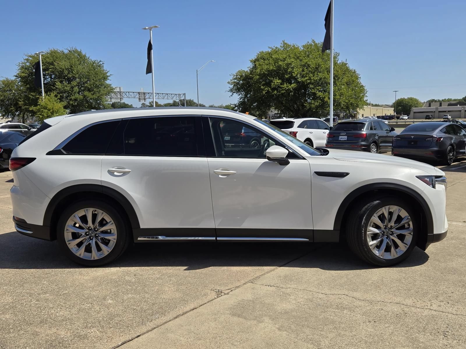 Used 2024 MAZDA CX-90 3.3 Turbo w/ Premium Package AWD/4WD image 10
