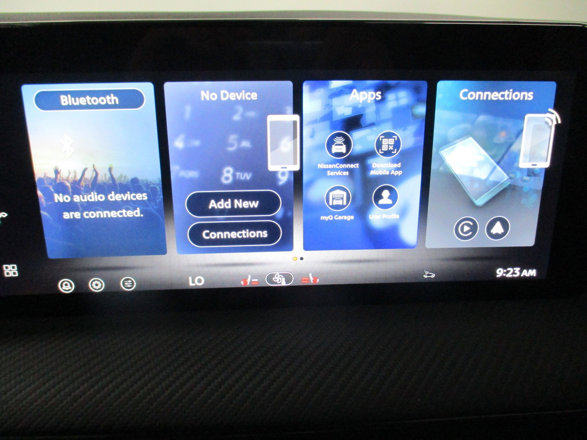 New 2026 Nissan Kicks SR w/ Cold Weather Package AWD/4WD image 24