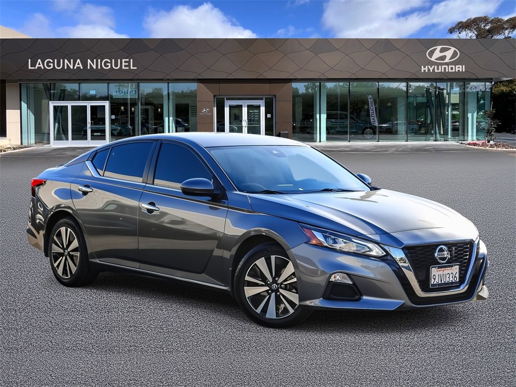 Used 2022 Nissan Altima 2.5 SV