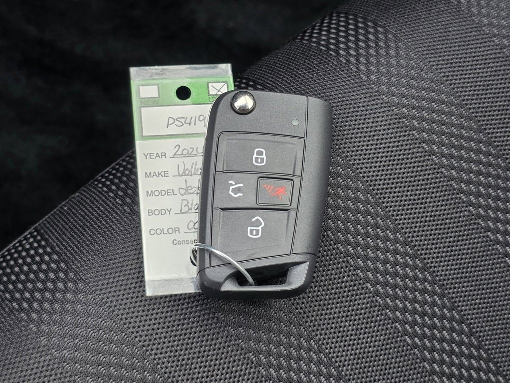 Used 2024 Volkswagen Jetta Sport image 33