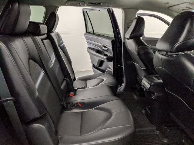 Used 2024 Toyota Grand Highlander XLE image 22