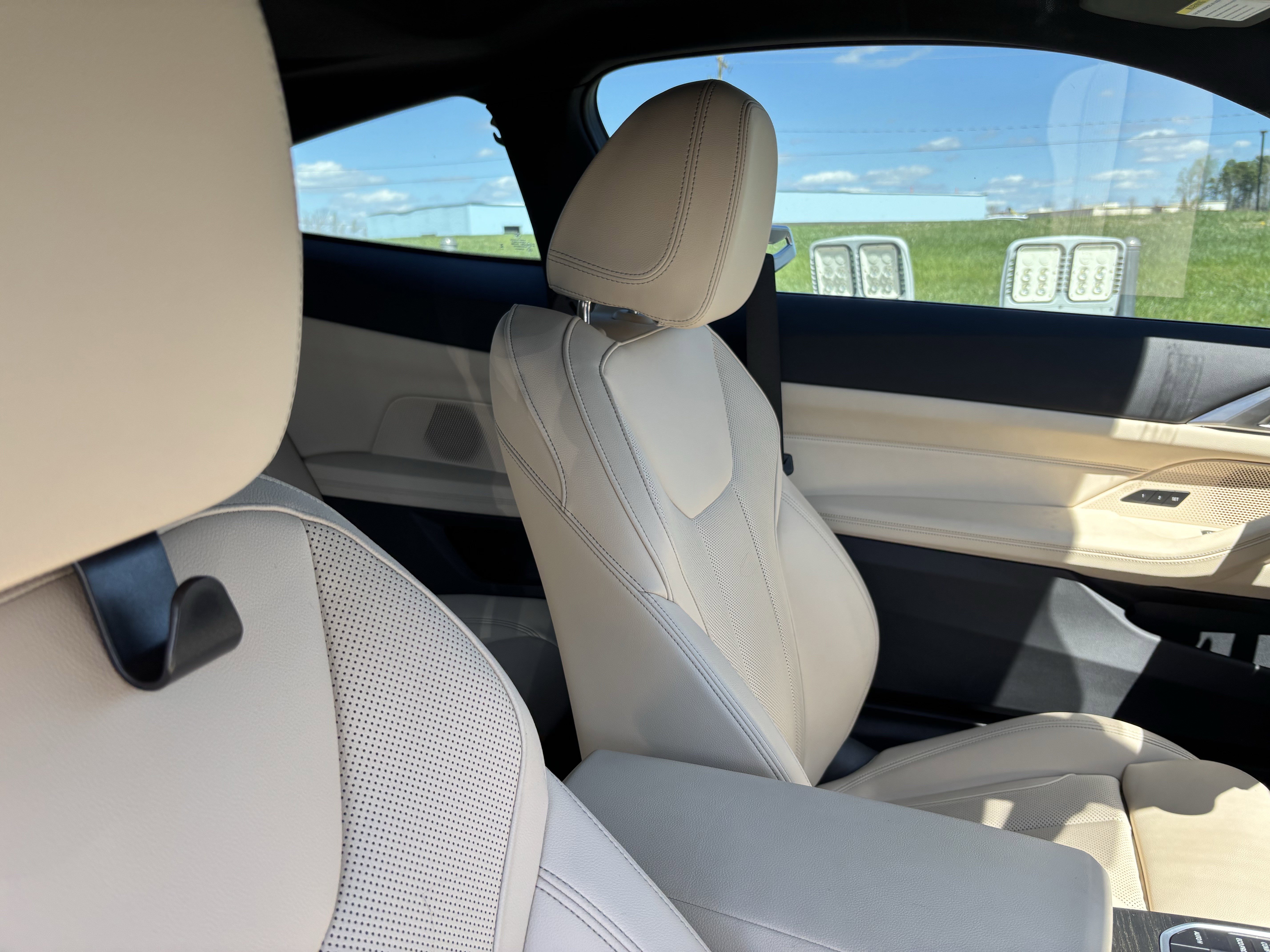 Certified 2024 BMW 430i Coupe w/ Premium Package image 35