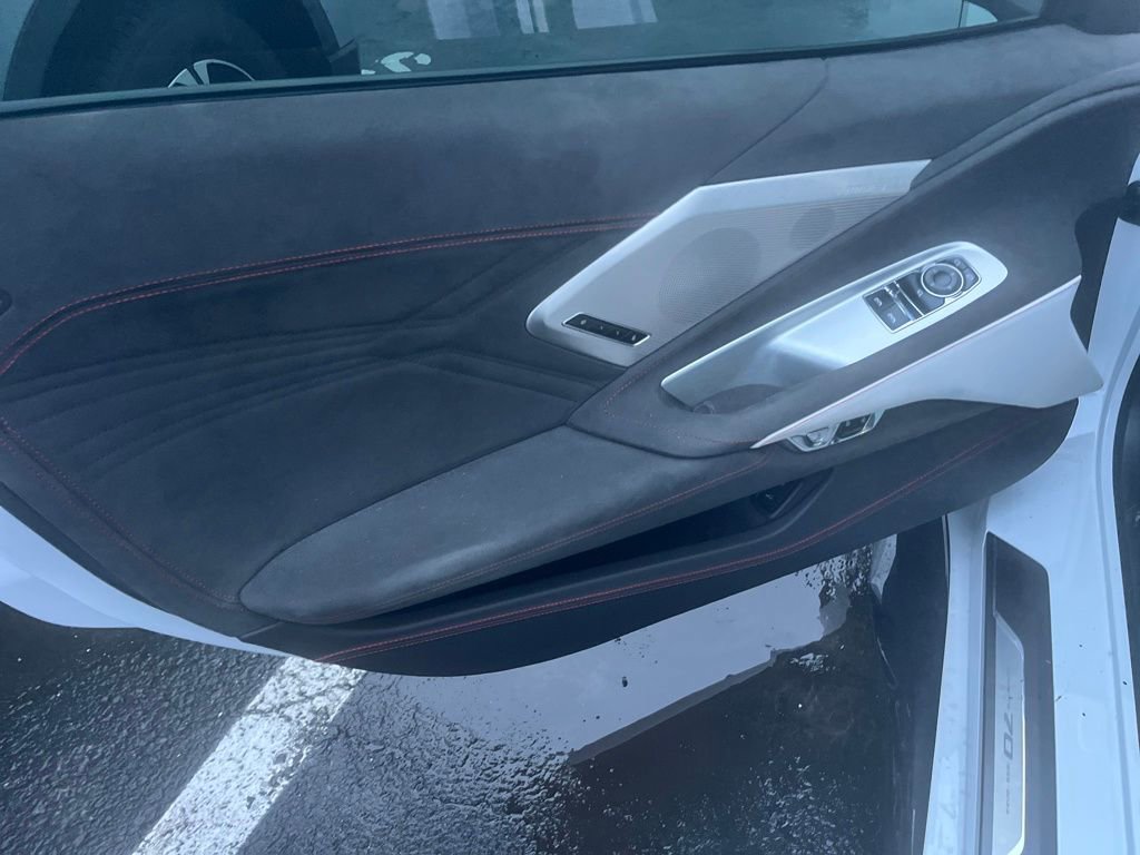 Used 2023 Chevrolet Corvette Z06 image 9