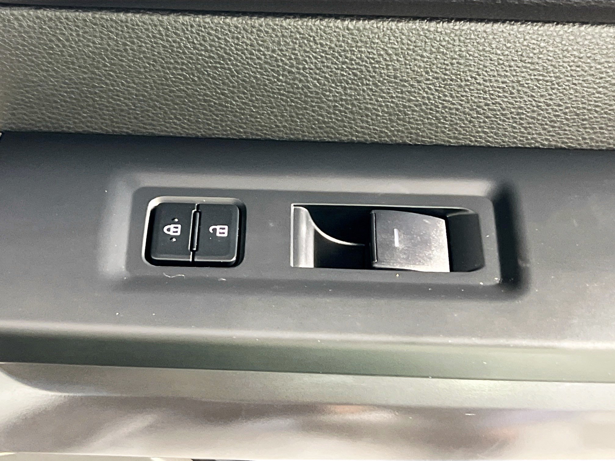 Used 2026 Toyota Tundra SR5 w/ SR5 Premium Package RWD image 29