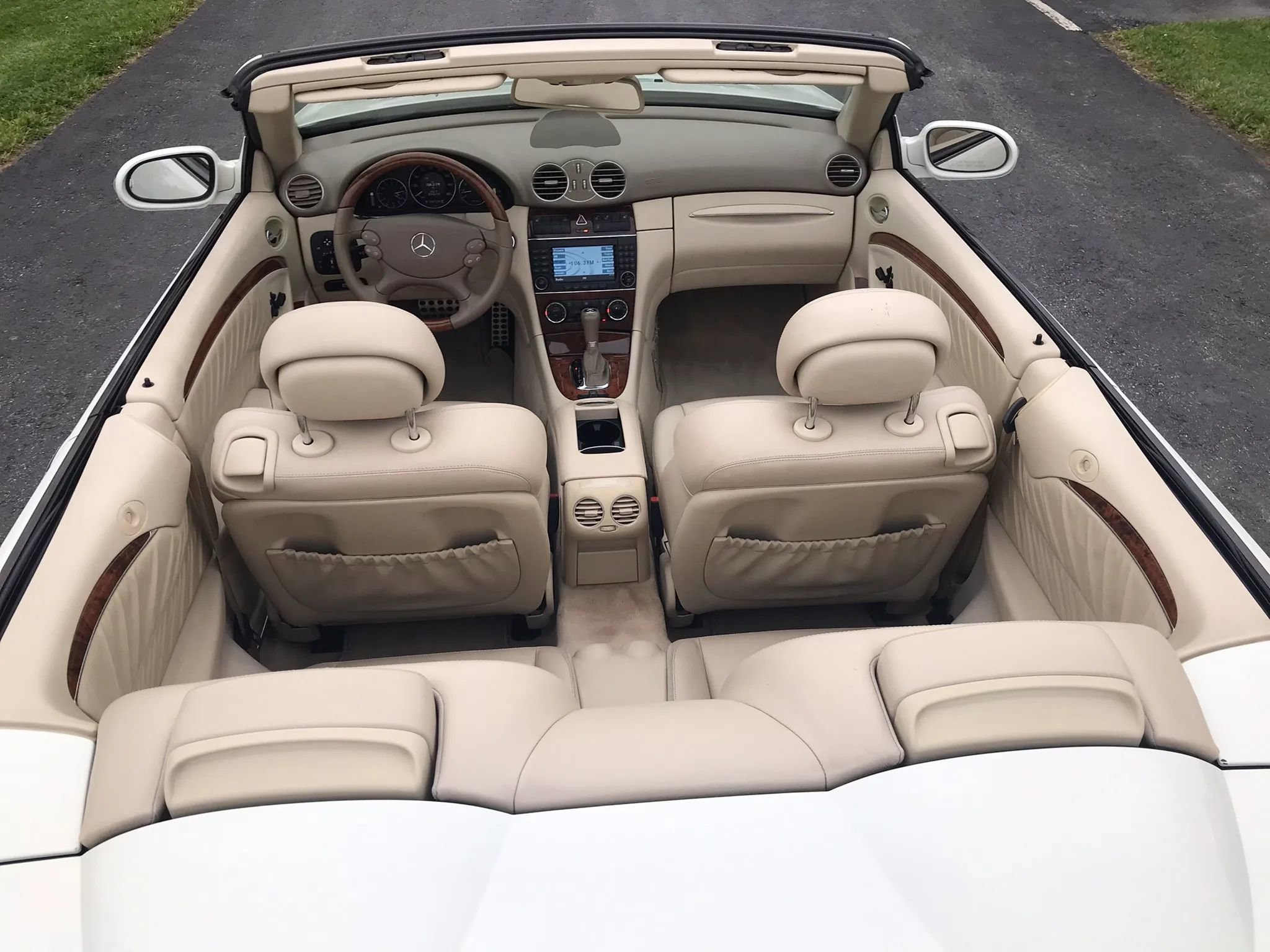 Used 2009 Mercedes-Benz CLK 350 Cabriolet image 3