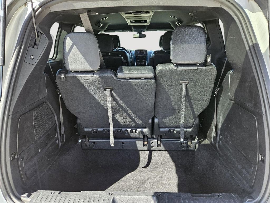 Used 2019 Dodge Grand Caravan GT image 28