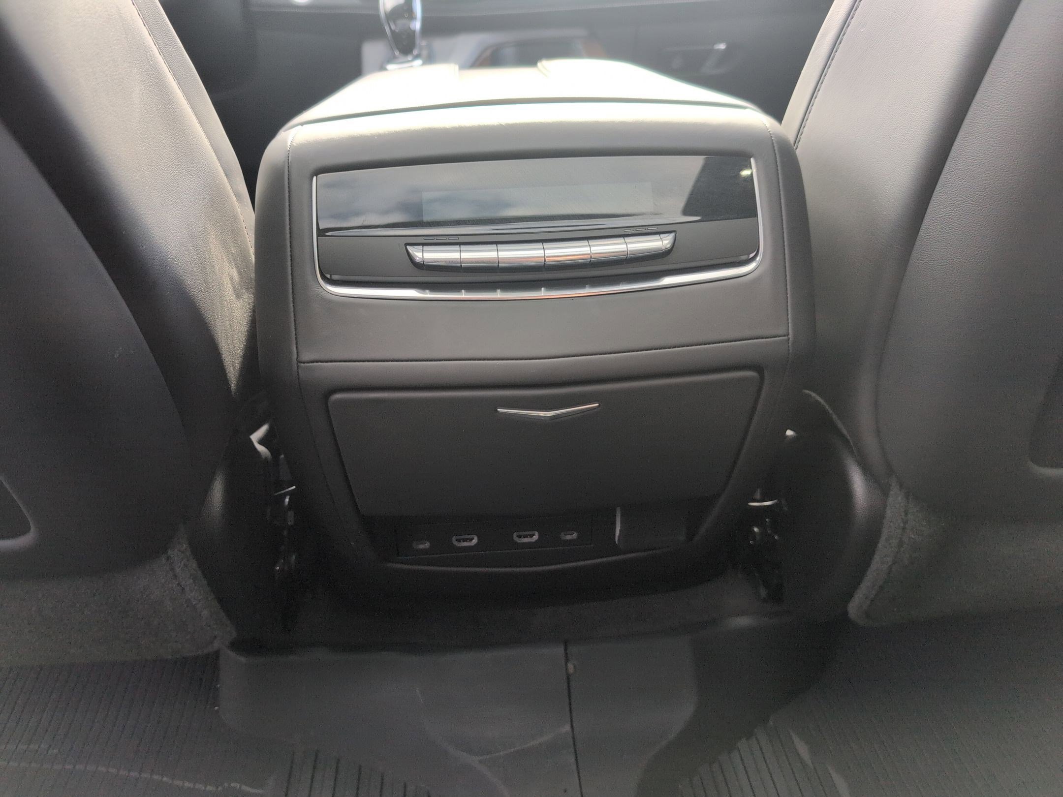 Used 2022 Cadillac Escalade Premium Luxury Platinum w/ LPO, Floor Liner Package image 26