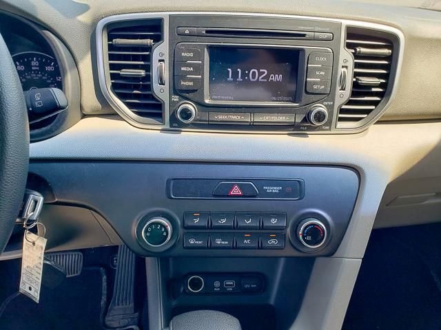 Used 2017 Kia Sportage LX image 15