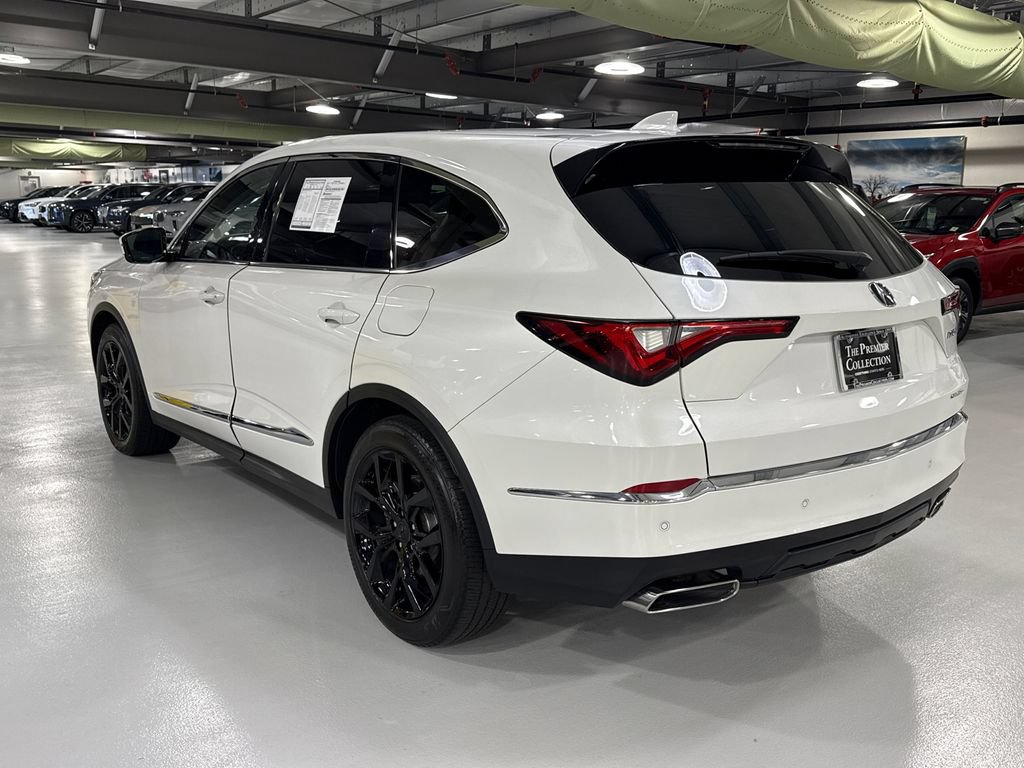 Used 2022 Acura MDX SH-AWD w/ Technology Package image 4