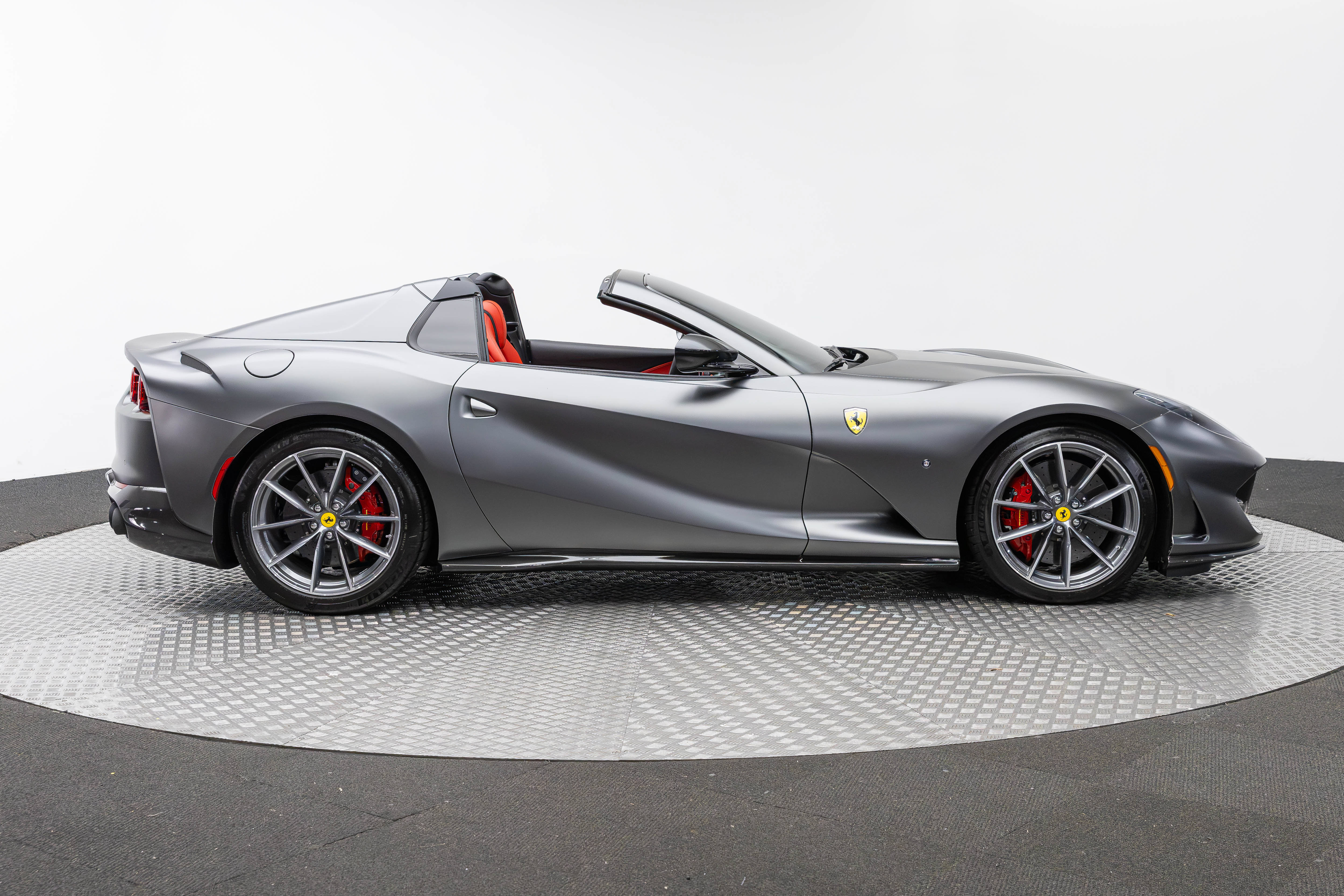 Certified 2023 Ferrari 812 GTS RWD image 9