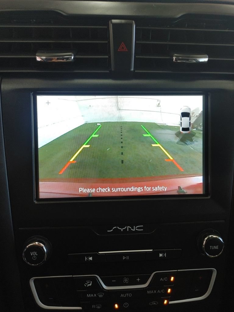Used 2020 Ford Fusion SE w/ Equipment Group 151A FWD image 13