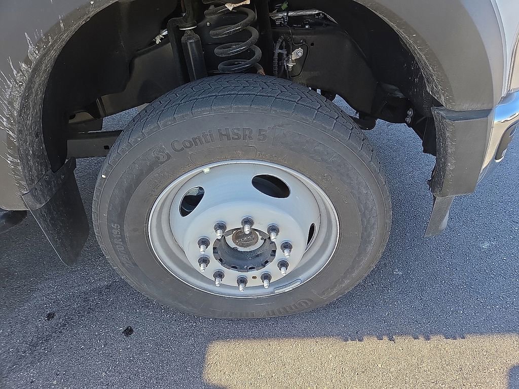 New 2025 Ford F550 4x4 SuperCab Super Duty w/ XL Chrome Package image 7