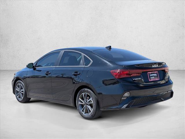 Used 2022 Kia Forte LXS FWD image 8