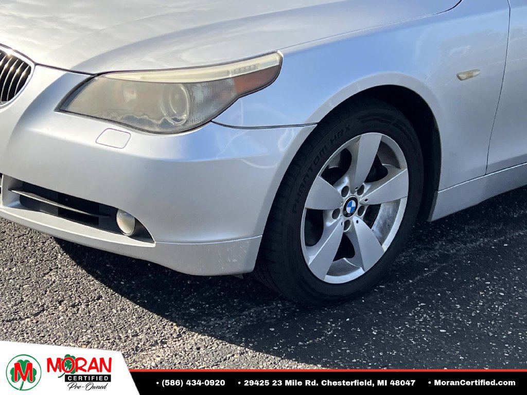 Used 2007 BMW 525xi Sedan AWD/4WD image 8
