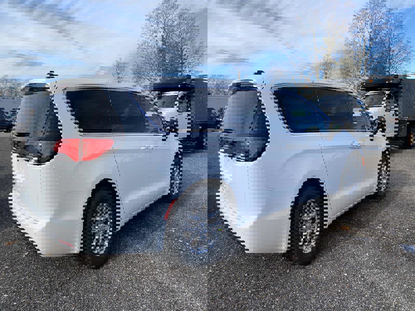 New 2026 Chrysler Voyager LX FWD image 3