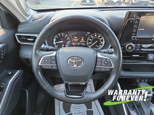 Used 2021 Toyota Highlander Limited AWD/4WD image 9