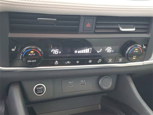 Used 2023 Nissan Rogue SV w/ SV Premium B Package image 29