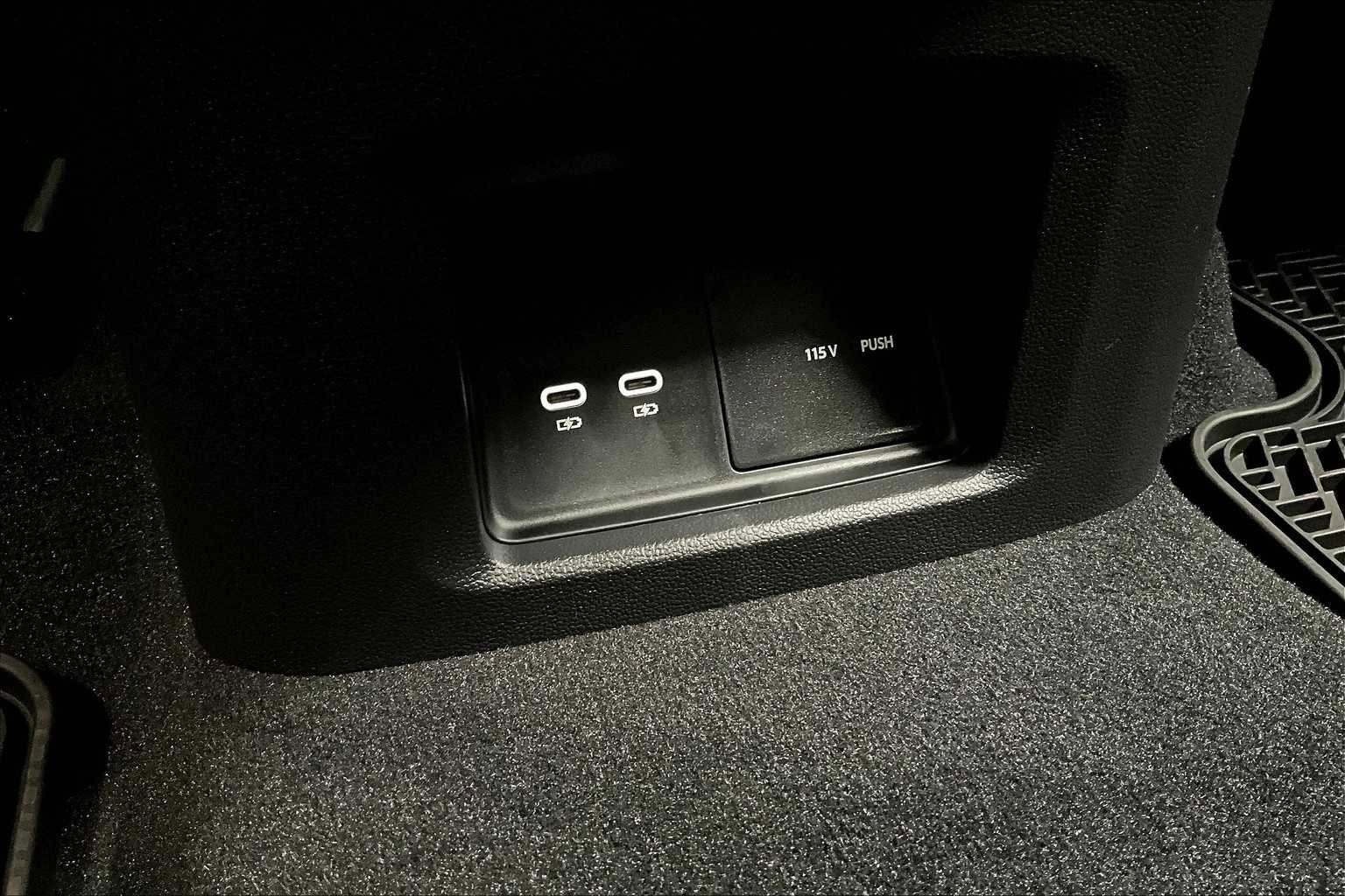 New 2026 Volkswagen Atlas SE image 22