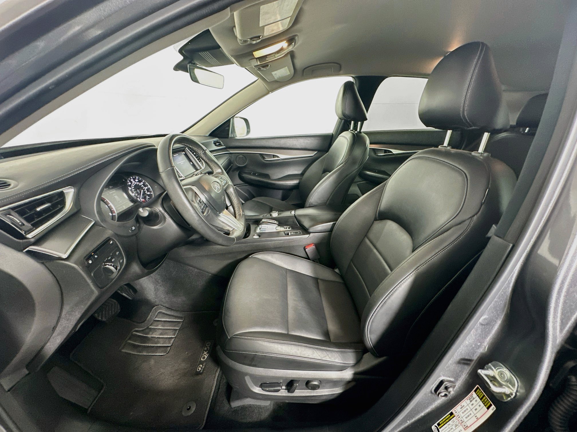 Used 2023 INFINITI QX50 Pure FWD image 13
