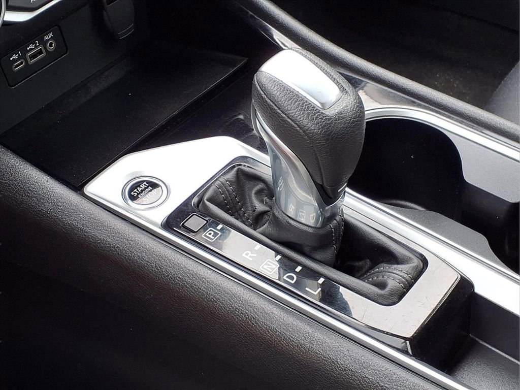 Used 2024 Nissan Altima 2.5 SV FWD image 13