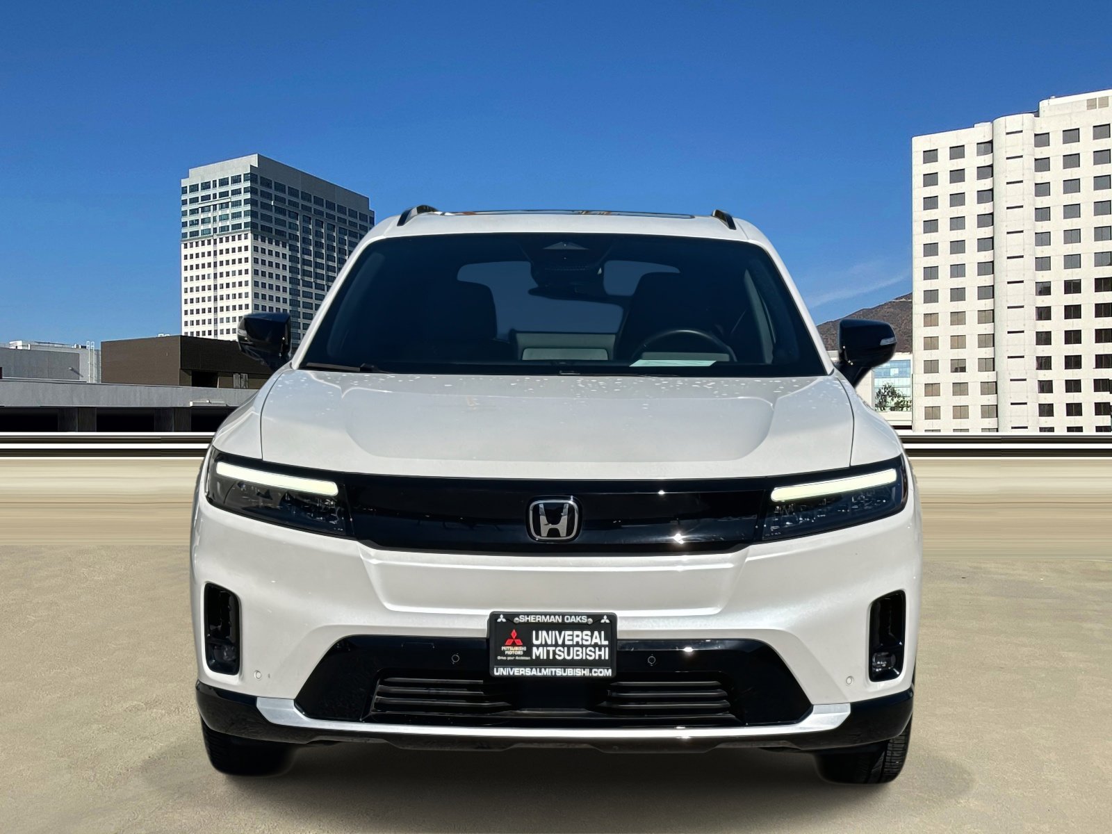 Used 2024 Honda Prologue Touring image 2