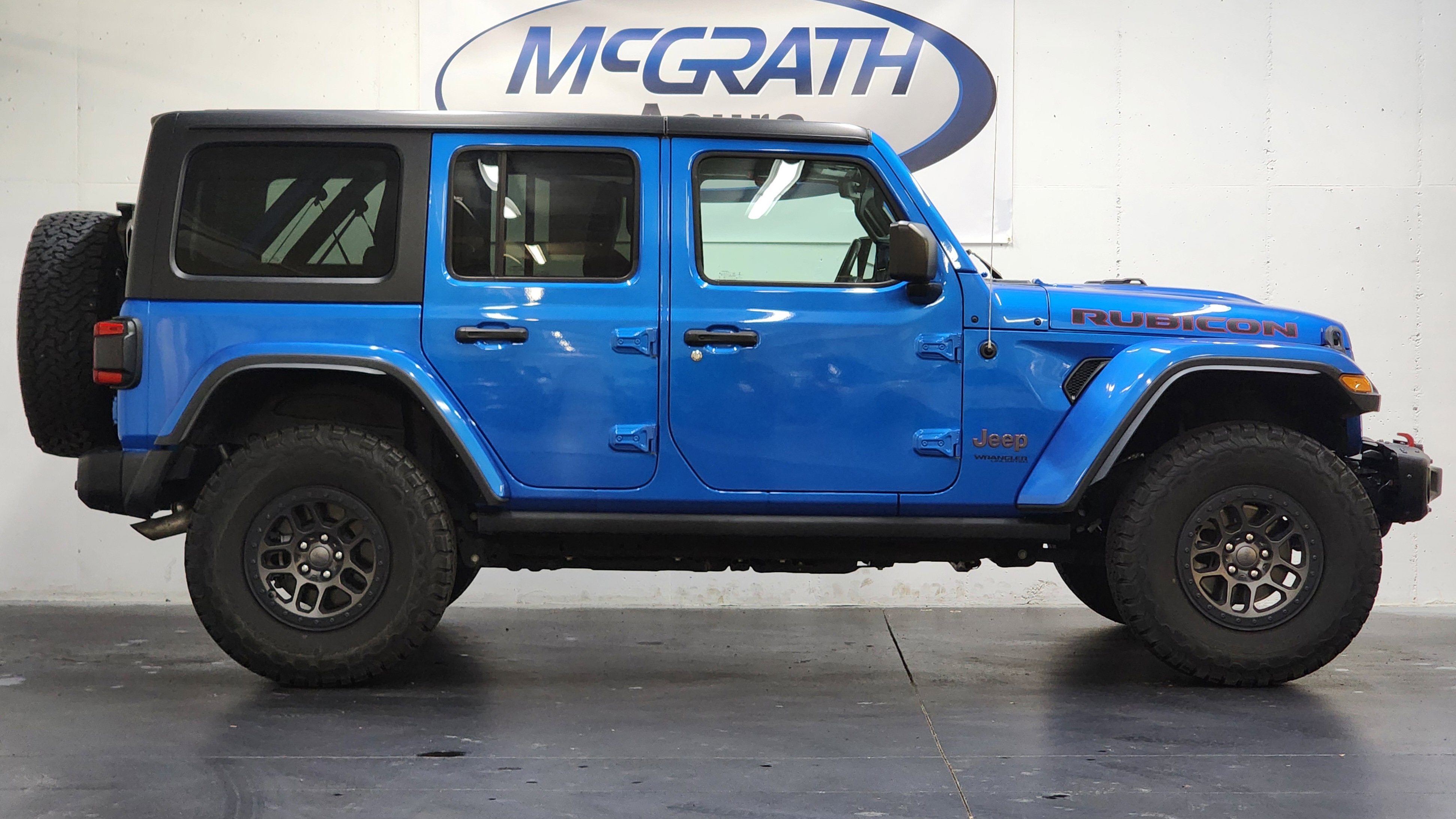 Used 2021 Jeep Wrangler Unlimited Rubicon w/ Xtreme Recon 35" Tire Package image 3