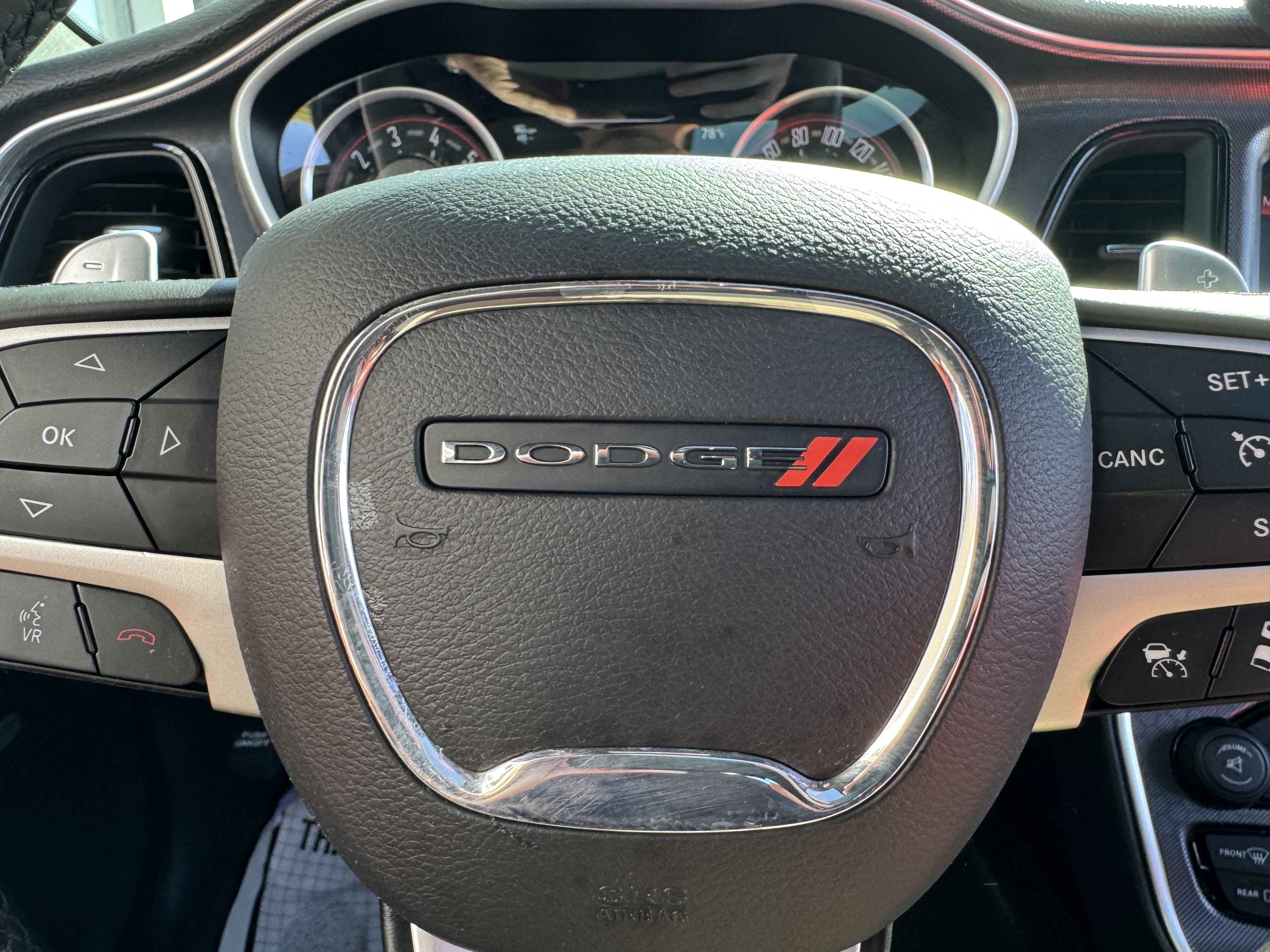 Used 2016 Dodge Challenger R/T Scat Pack w/ Leather Interior Group image 27