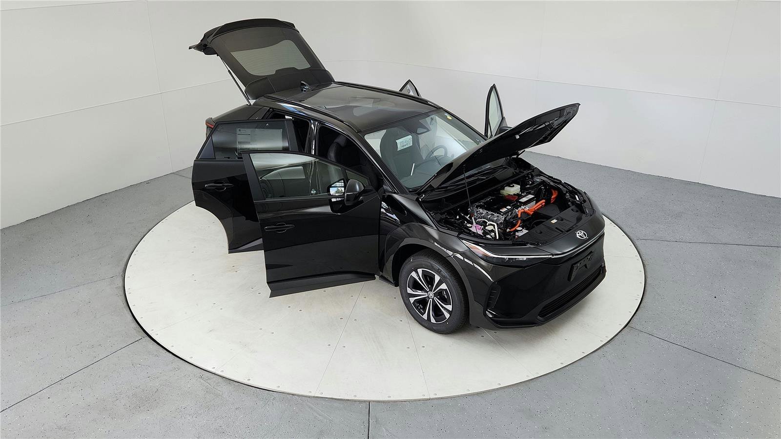 Used 2023 Toyota bZ4X XLE image 21