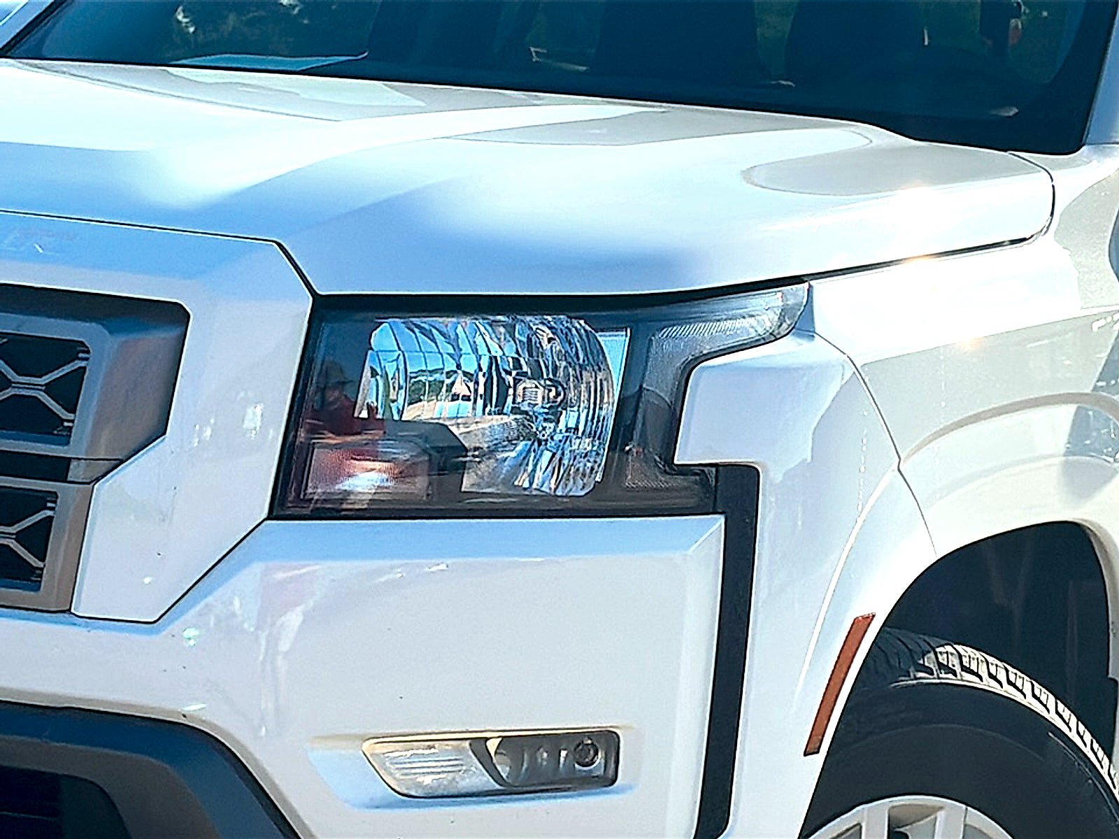 Used 2024 Nissan Frontier SV w/ SV Convenience Package RWD image 4