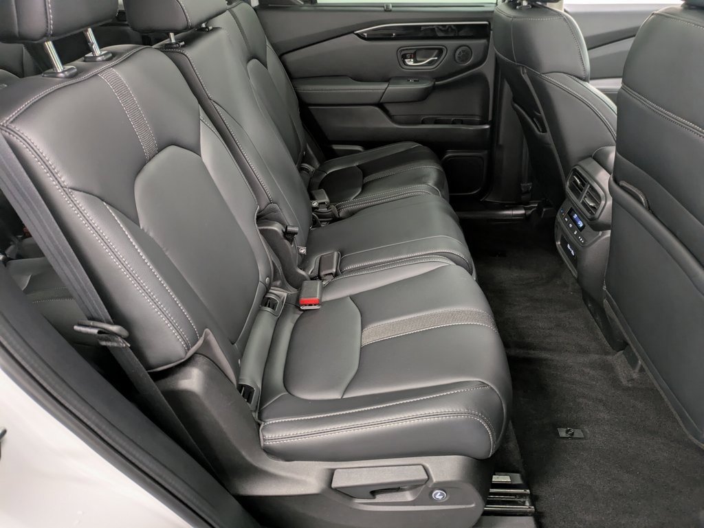 Certified 2023 Honda Pilot Touring image 26
