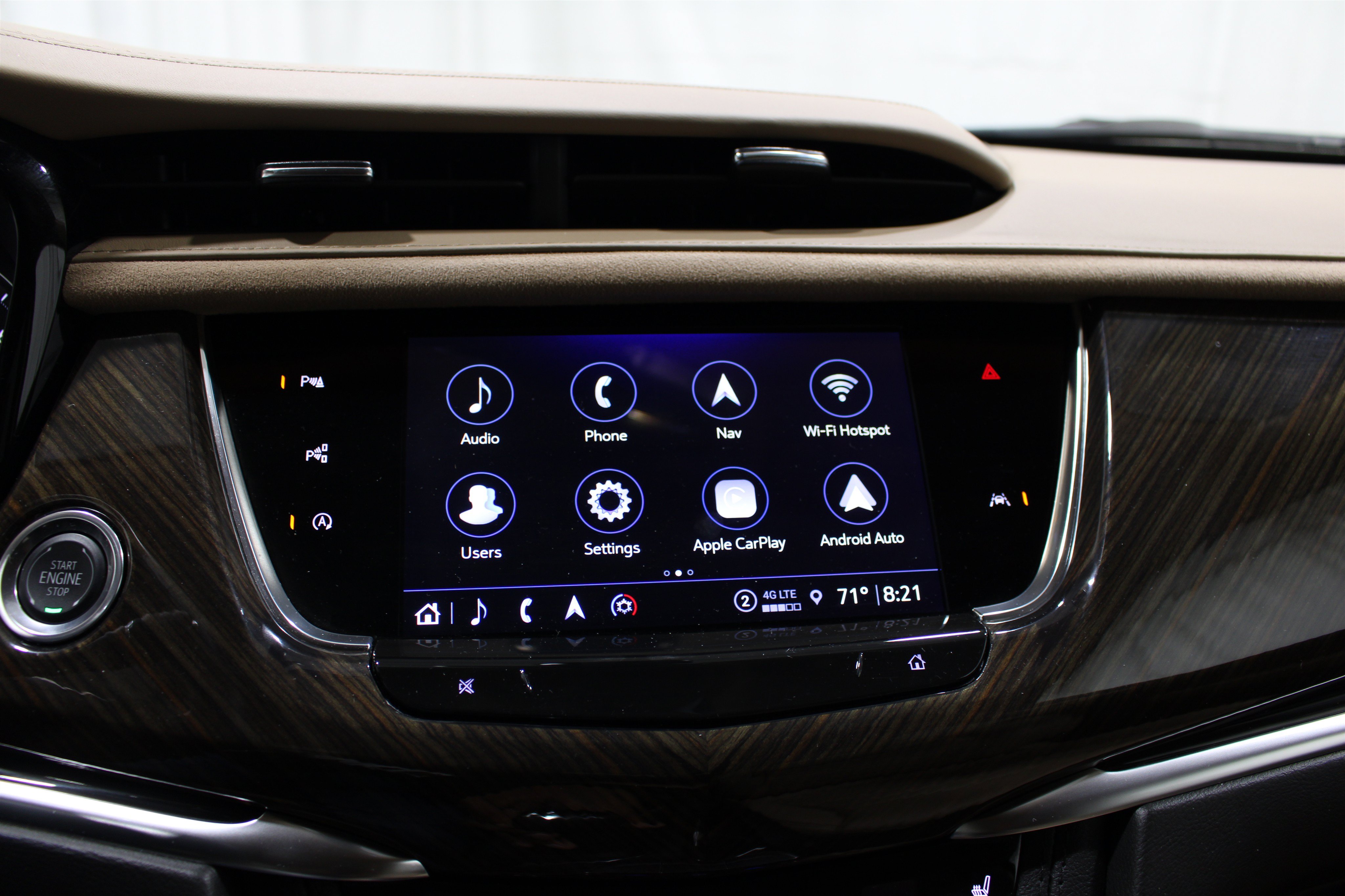 Certified 2025 Cadillac XT6 Premium Luxury w/ Platinum Package AWD/4WD image 17
