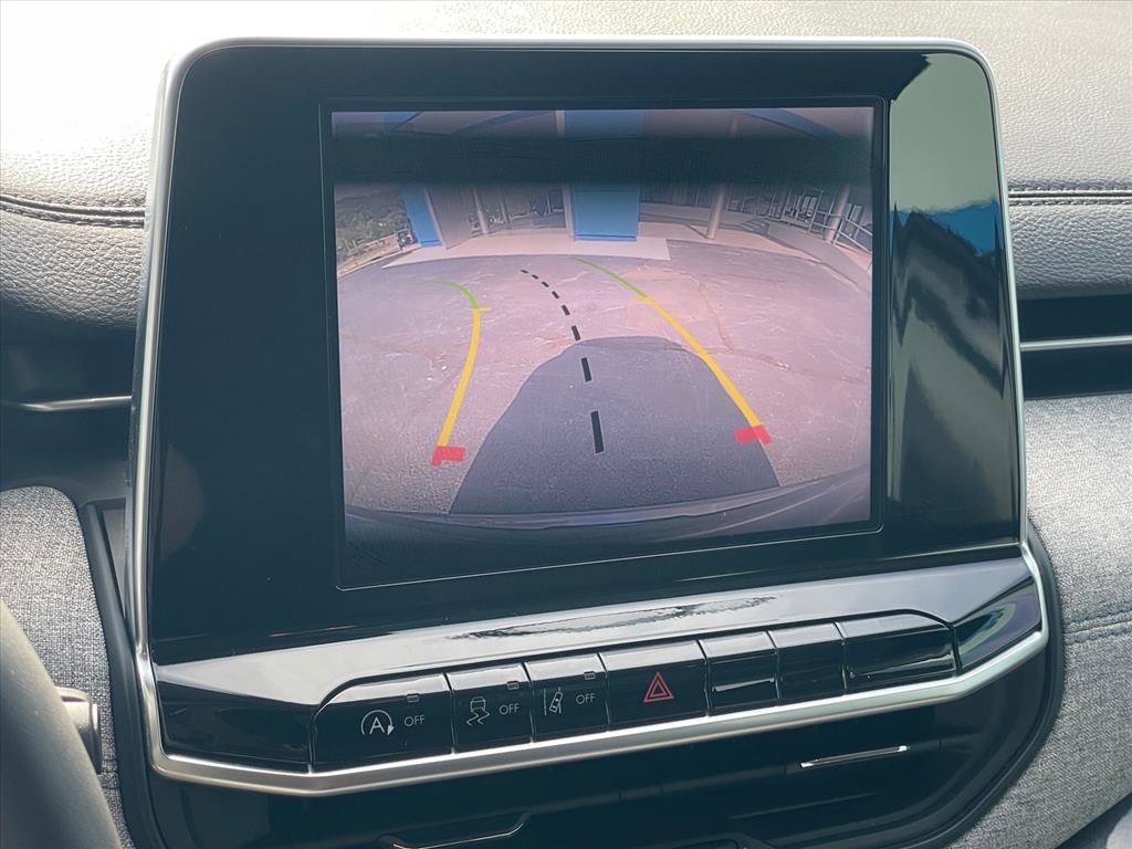 Used 2022 Jeep Compass Latitude FWD image 16