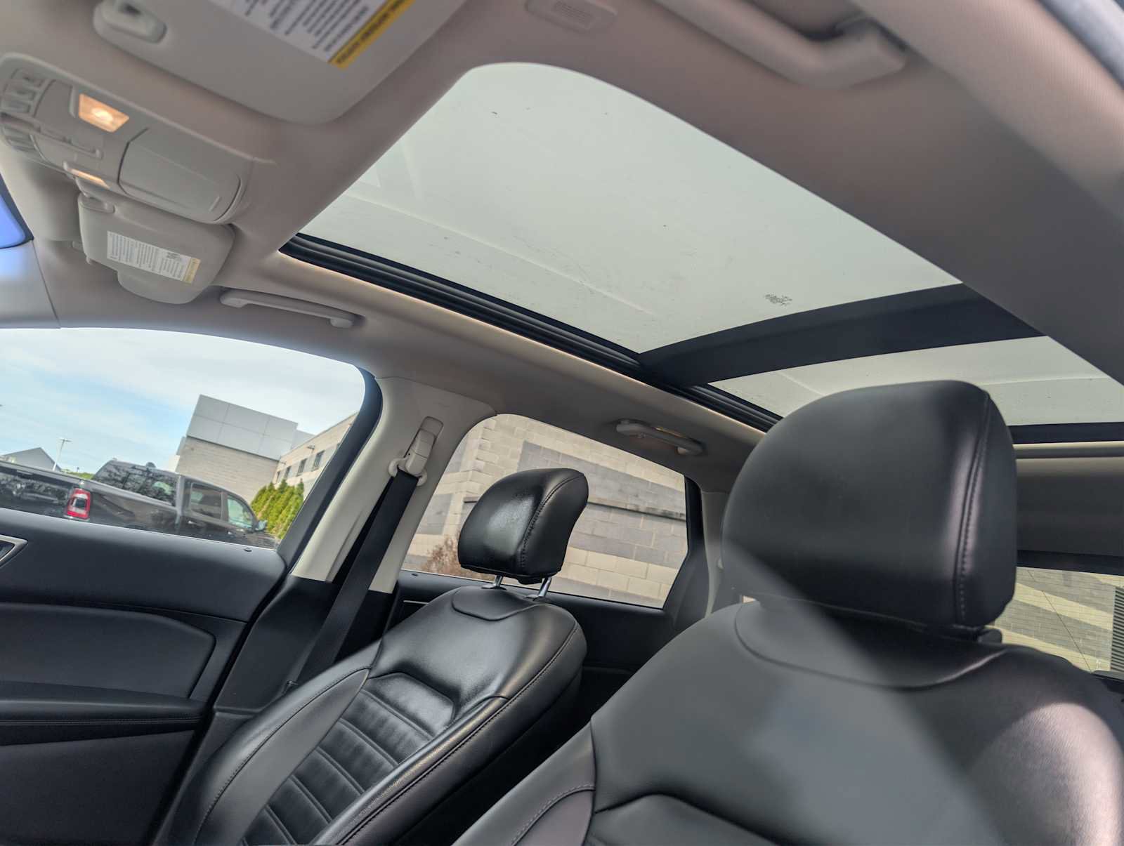 Used 2019 Ford Edge SEL w/ Equipment Group 201A AWD/4WD image 19