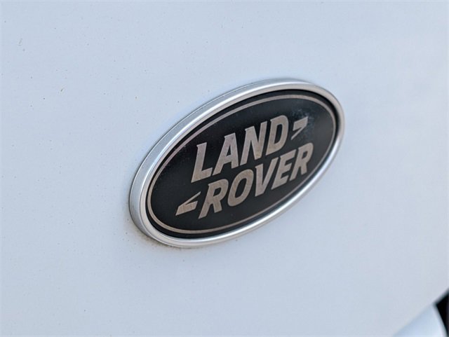 Used 2016 Land Rover Range Rover HSE image 16