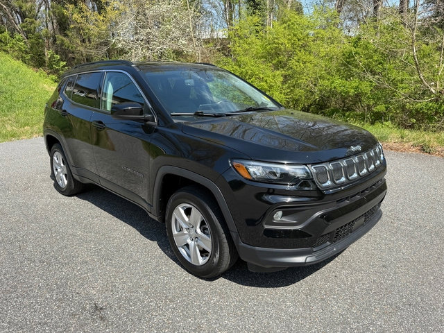 Used 2022 Jeep Compass Latitude w/ Convenience Group image 4