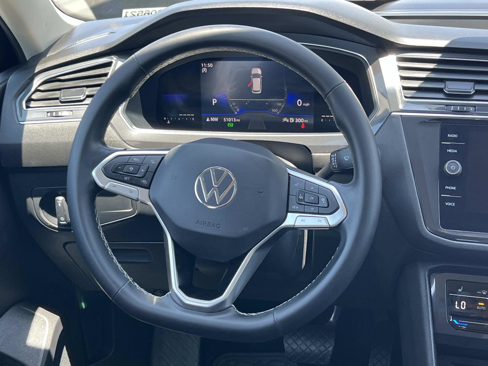 Certified 2022 Volkswagen Tiguan SE FWD image 8