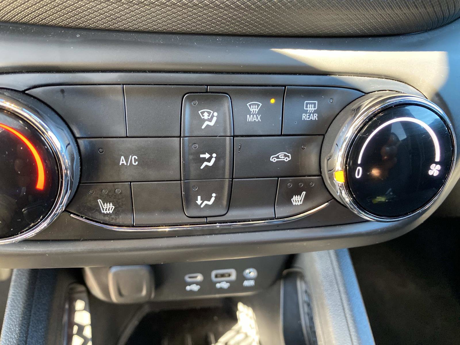 Used 2023 Chevrolet TrailBlazer RS image 14