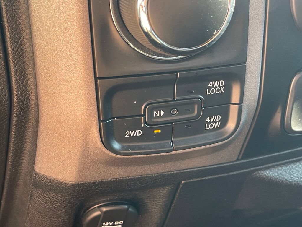 Used 2015 RAM 1500 Express AWD/4WD image 11