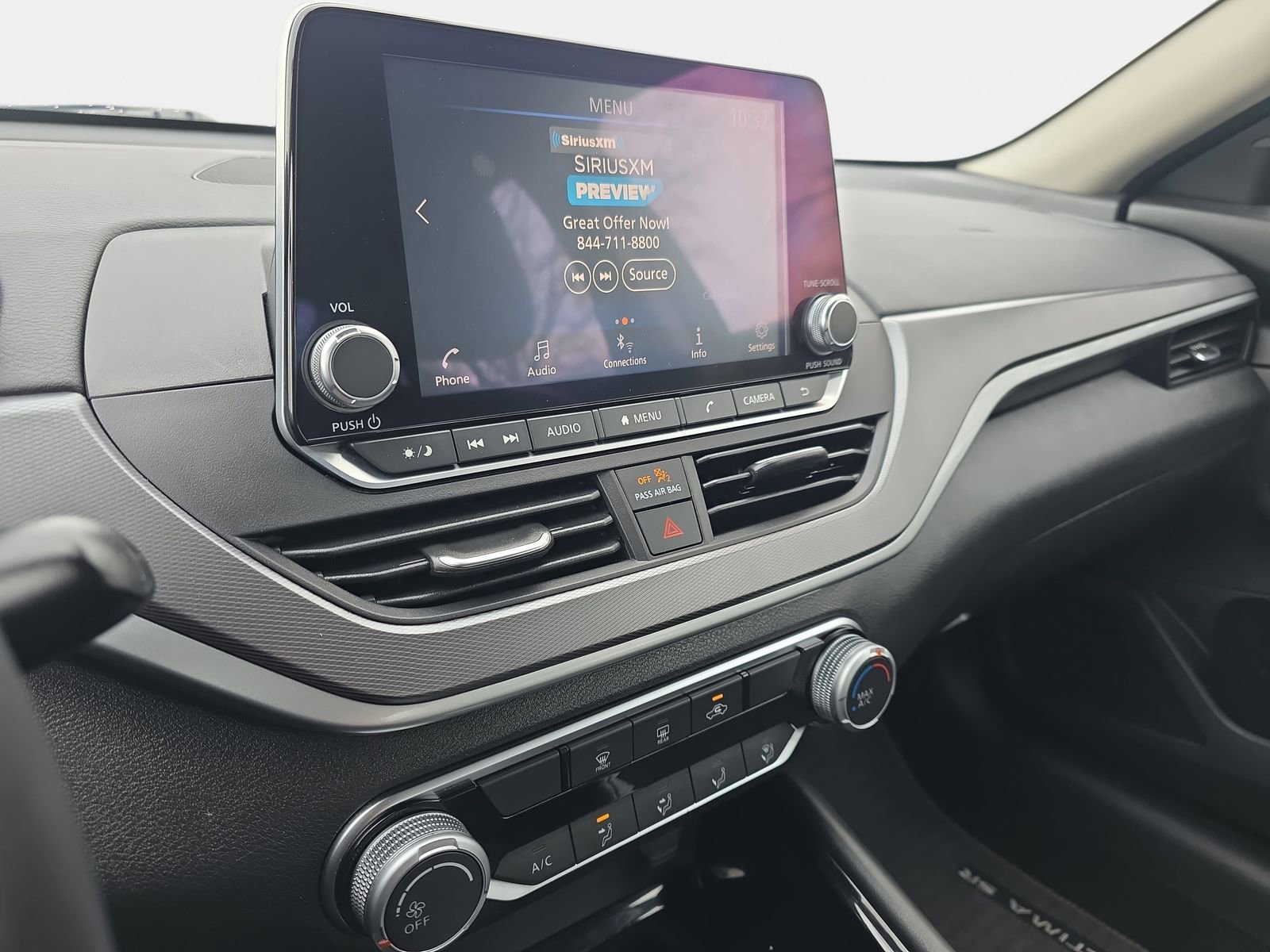 Used 2024 Nissan Altima 2.5 SR image 19