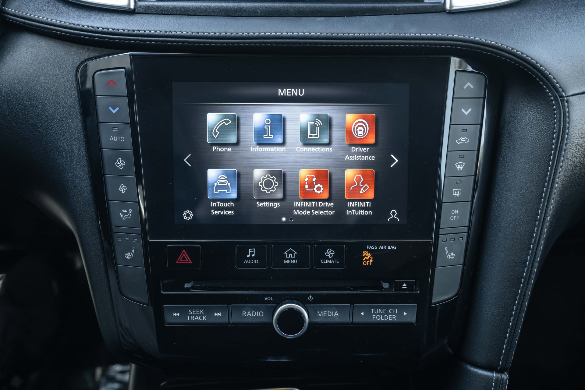 Certified 2021 INFINITI QX50 Luxe image 13